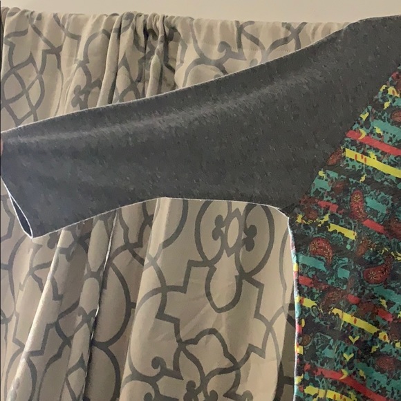 Lularoe Raglan XL - Picture 3 of 4